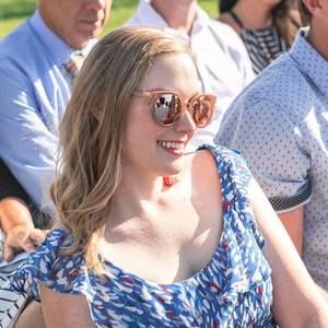 Meet your Posher, Edith